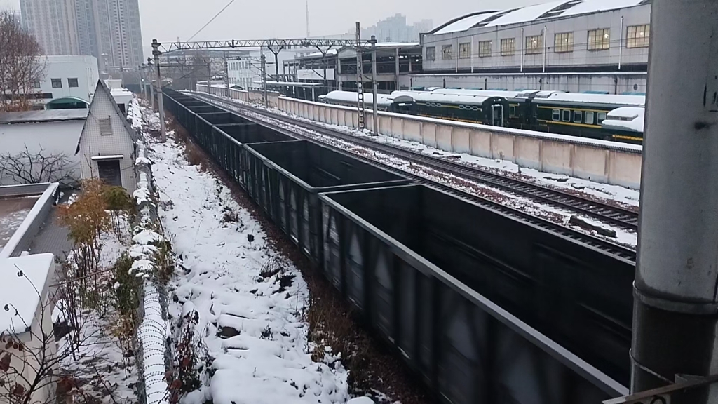 京广铁路&陇海铁路-12月中旬郑州铁路枢纽观货列,有图为郑44