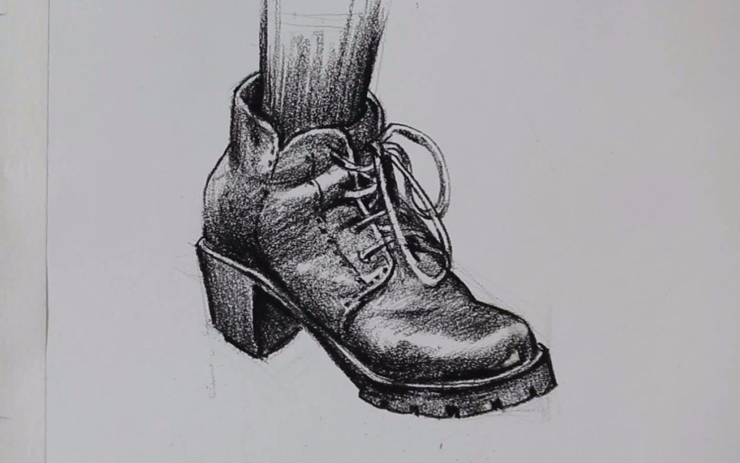 入门局部速写半侧女皮鞋