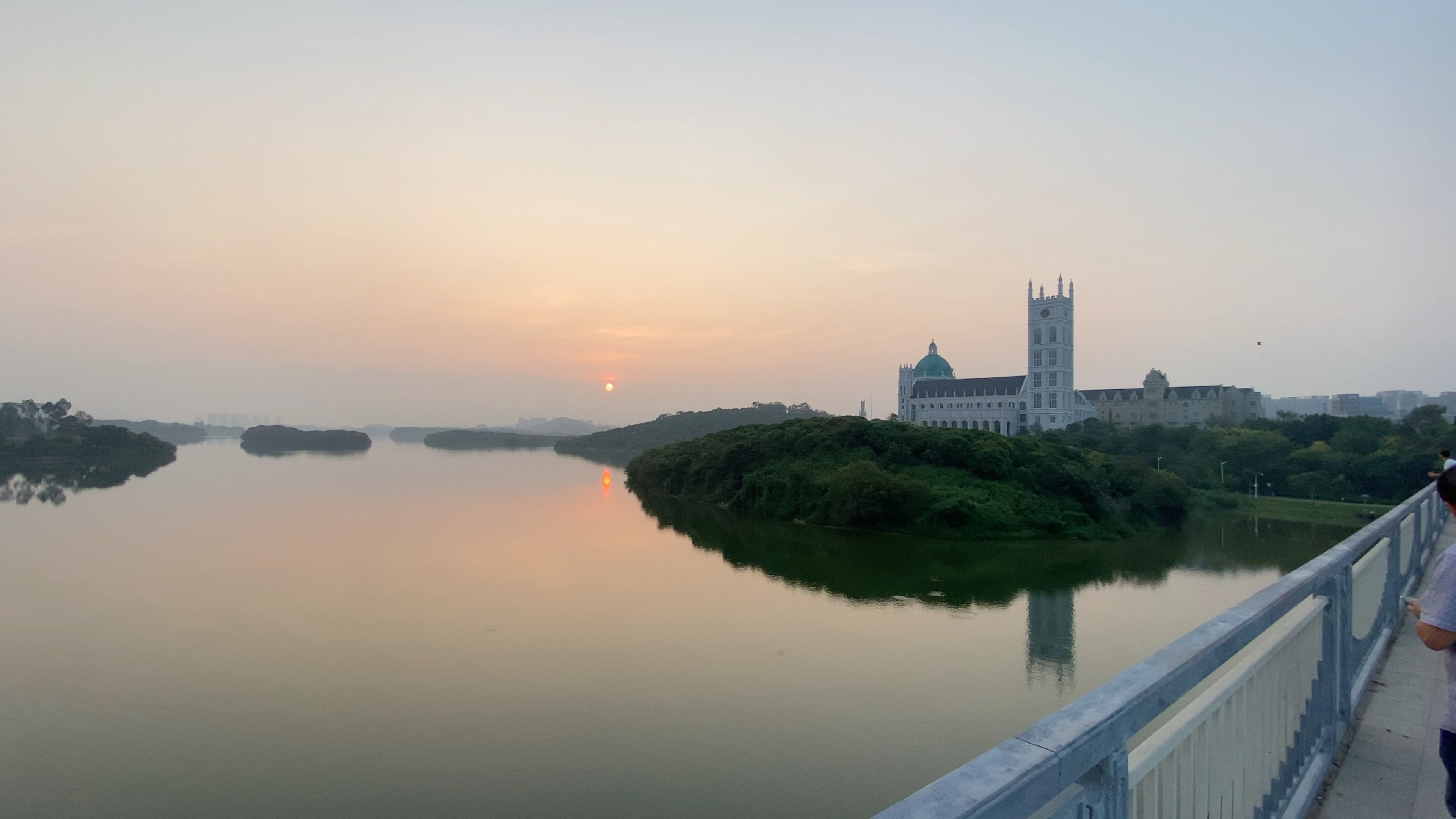 东莞松山湖的早上