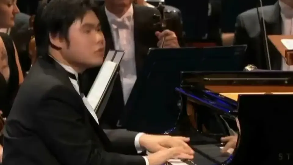 日本盲人钢琴家辻井伸行演奏李斯特《钟》_哔哩哔哩_bilibili