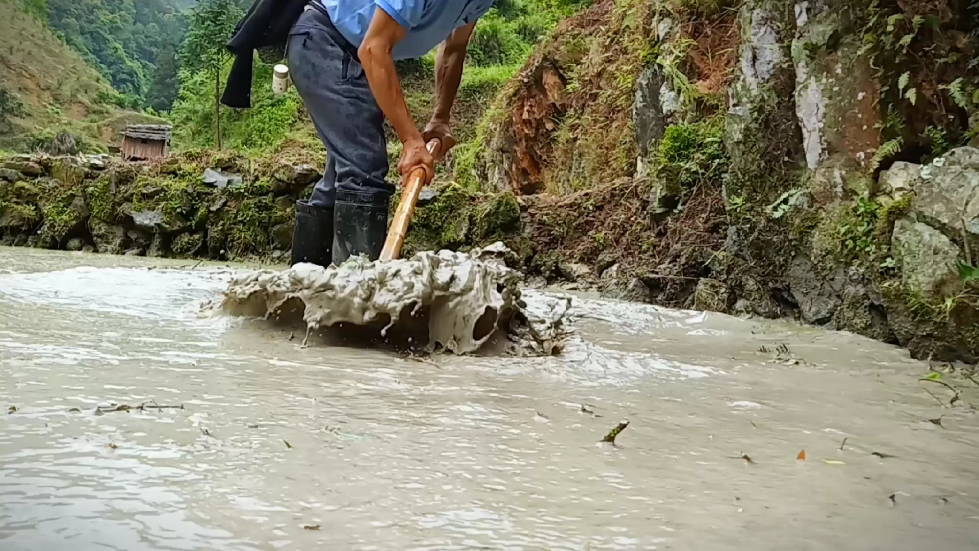 [图]耕田种地，农村人的出息