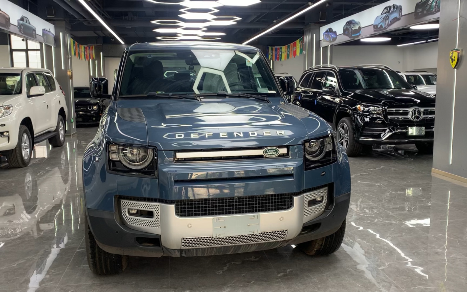 两门版路虎卫士90全方位展示