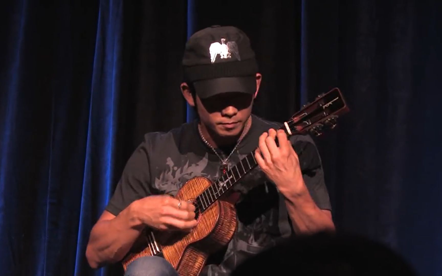 世界顶级ukulele大师jake shimabukuro的又一经典名作!