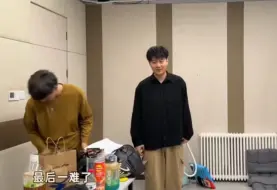 Tải video: 【双高胎】次子痛风以后长子成了撩闲的那个了