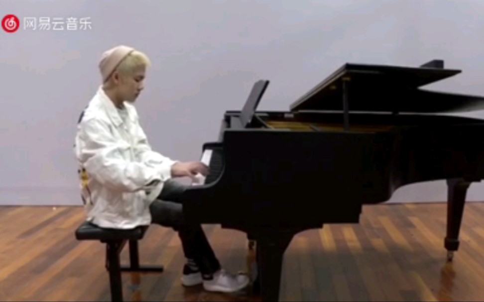 [图]【明日之子乐季】沈钲博即兴演奏/Piano man2.0版/太好听了