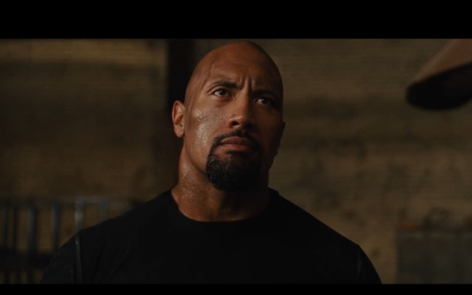 速度与激情5-霍布斯决定参与抢劫警察局