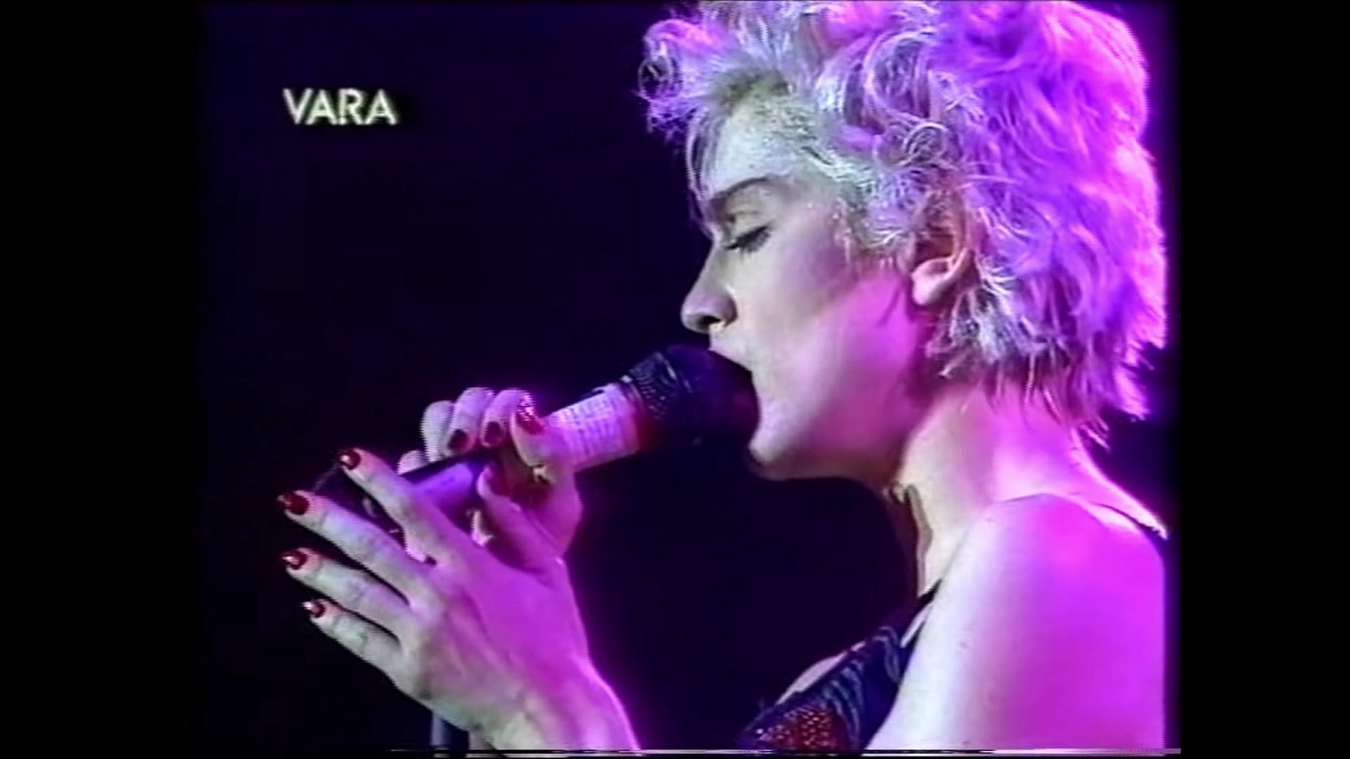 [图]【活着说出】Madonna - Live to Tell [Turin 1987, Dutch TV] HQ