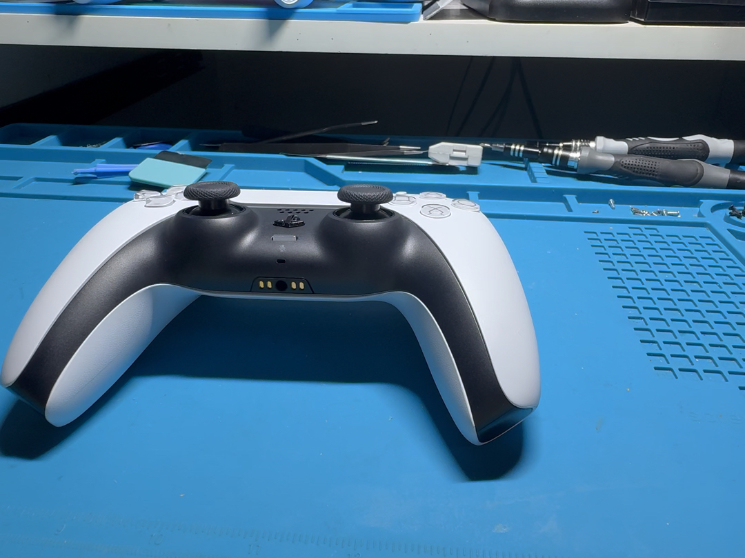 ps5手柄射击反馈(ps5手柄触觉反馈怎么开)