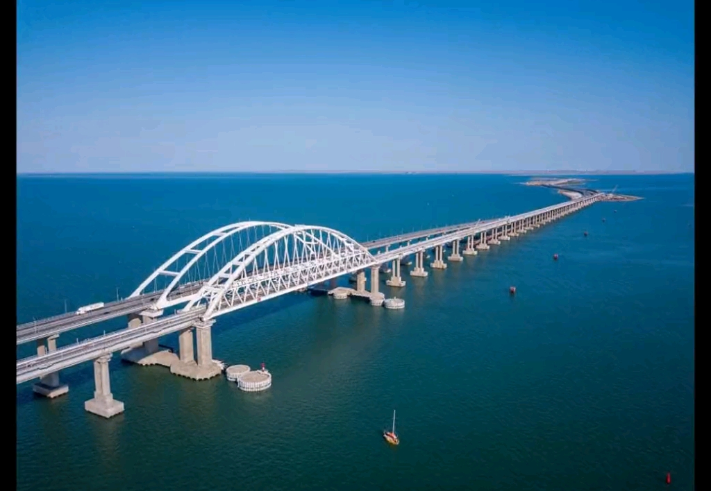 克里米亚大桥中国建图片