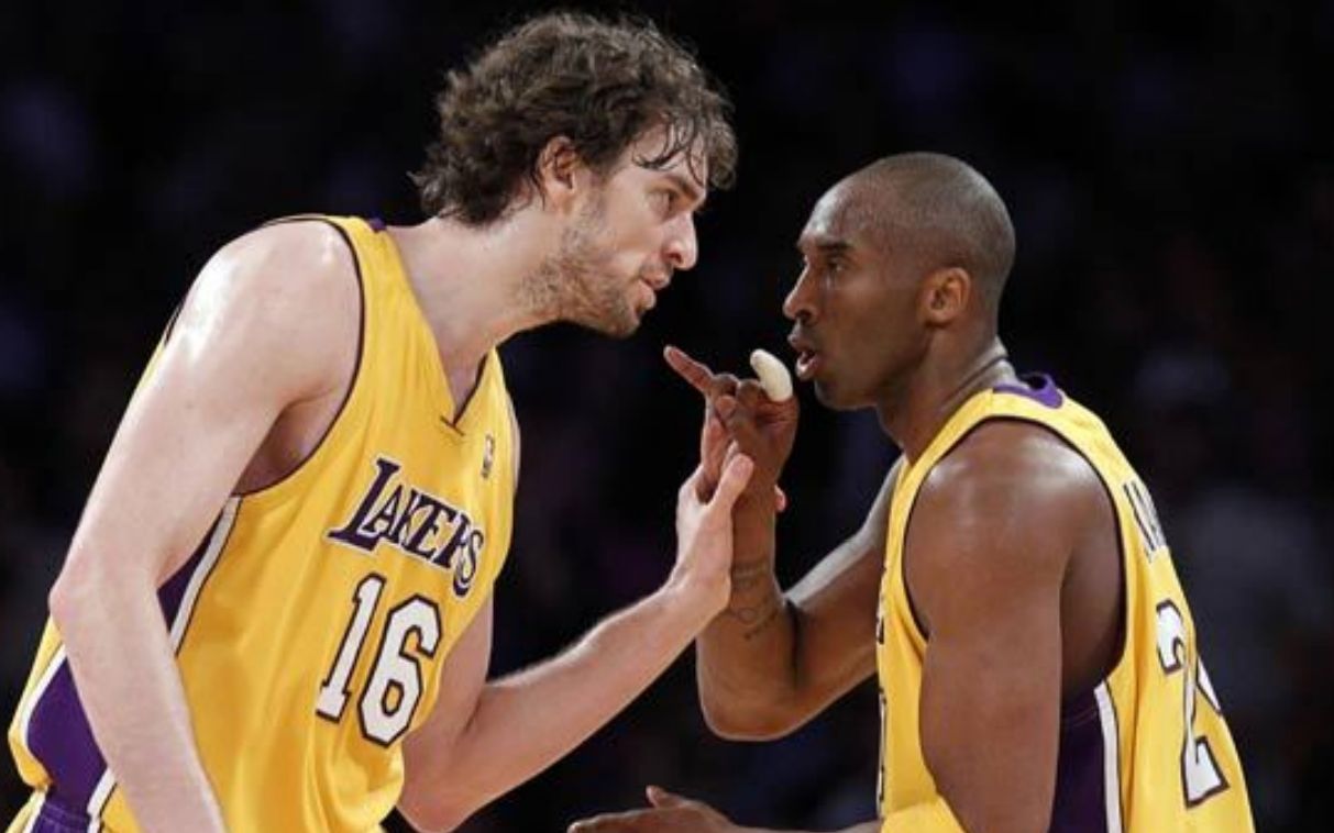 科比跟加索尔的令人羡慕的友谊_哔哩哔哩_bilibili