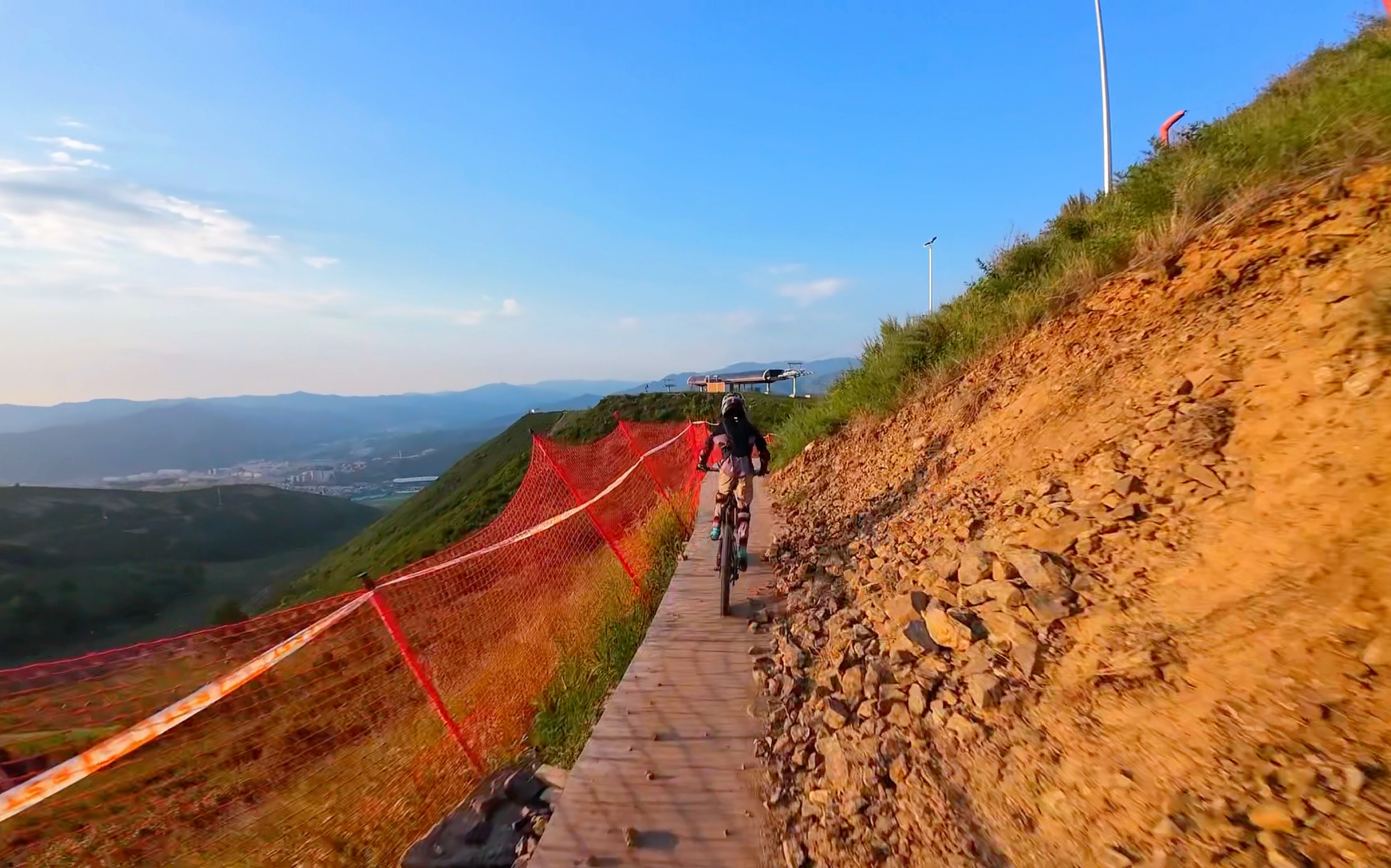 山地车的乐趣,蜗牛的第一视角拍摄富龙aline全程,带你们完整的看看