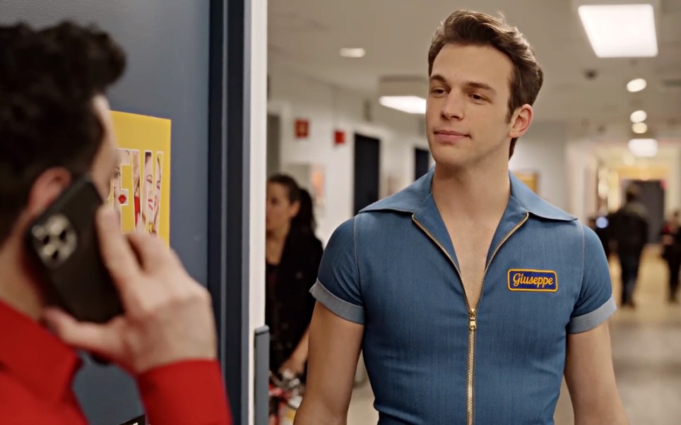 我从意大利来 会写情诗 20岁,要跟我谈个恋爱吗 anthony giuseppe