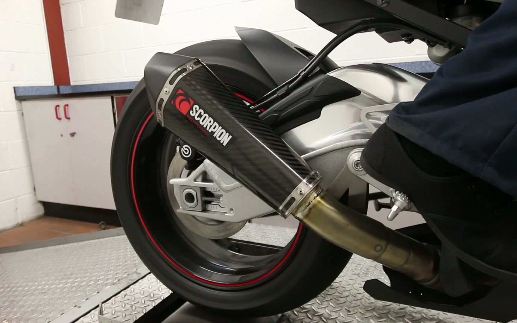 bmw 1000rr scorpion 英蝎排气 serket taper系列 & rp-1gp 声浪