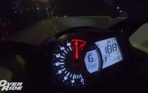 Download Video: 地表最强的 川崎 ZX-25R 深夜极速188km/h 秒杀本田CBR250RR