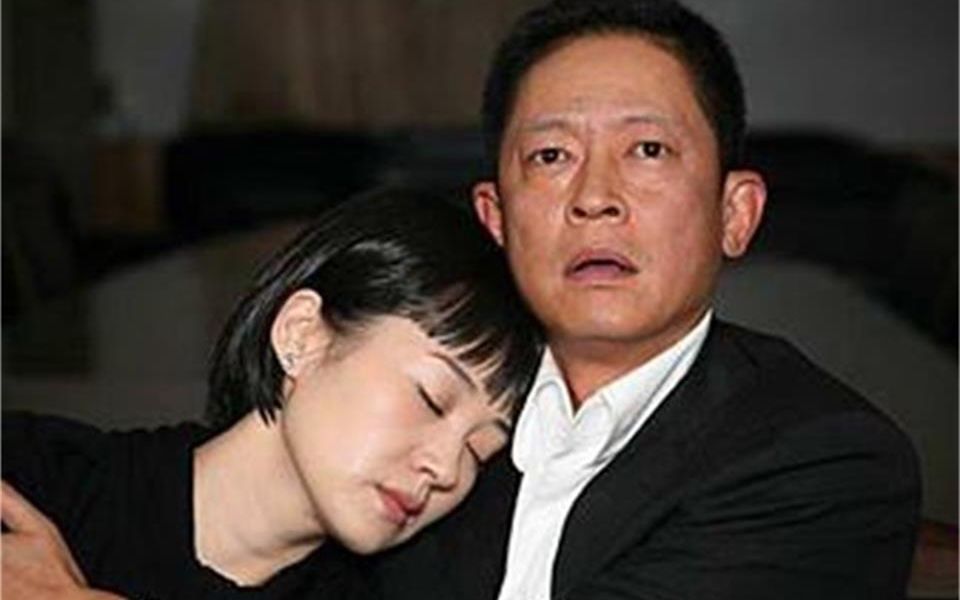 53岁王志文6位前任曝光,个个貌美如花,网友大呼:这辈子值了