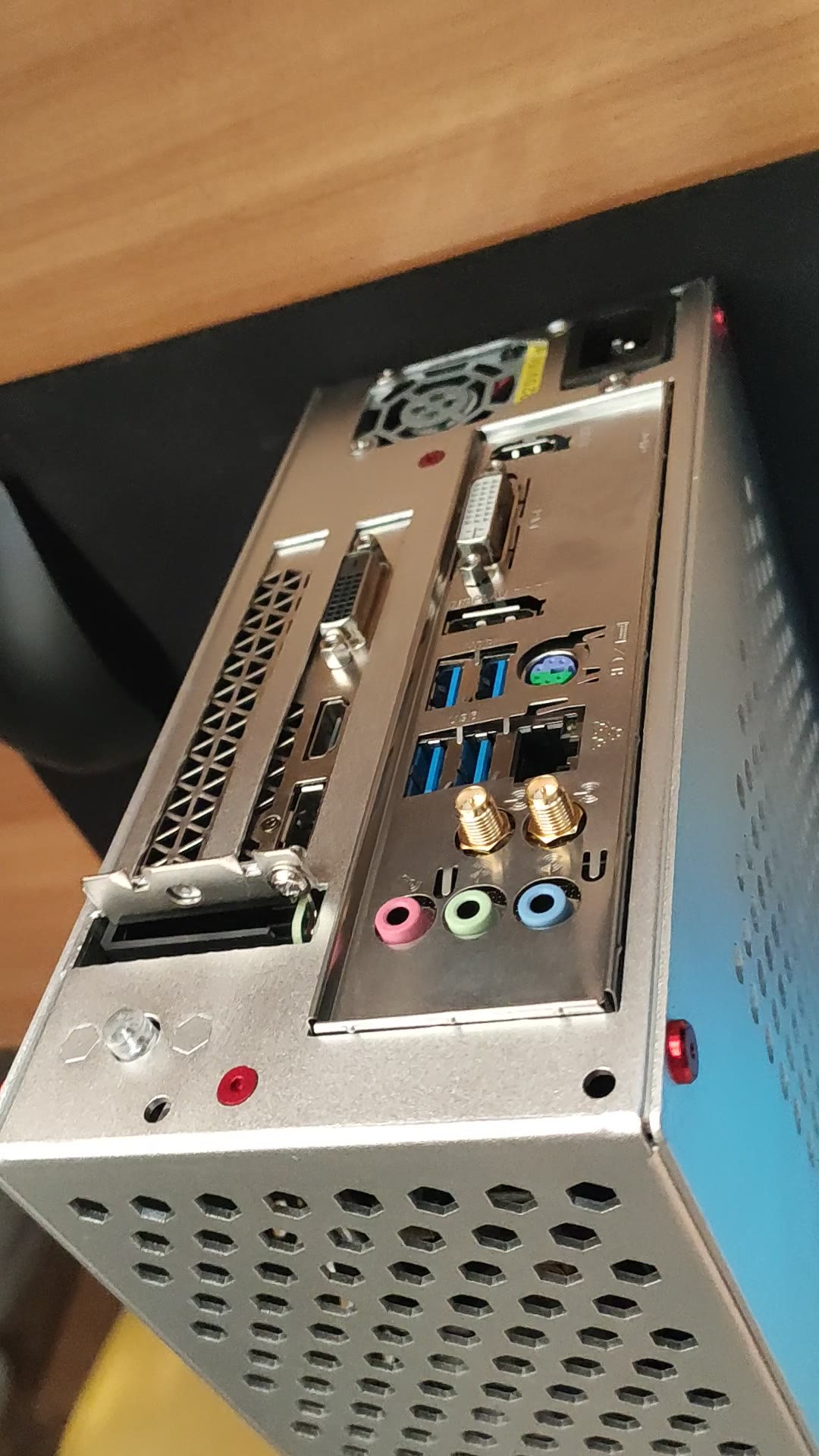 itx机箱酷鱼s3k39￥4500元i78700esgtx1660ti高性能小机箱