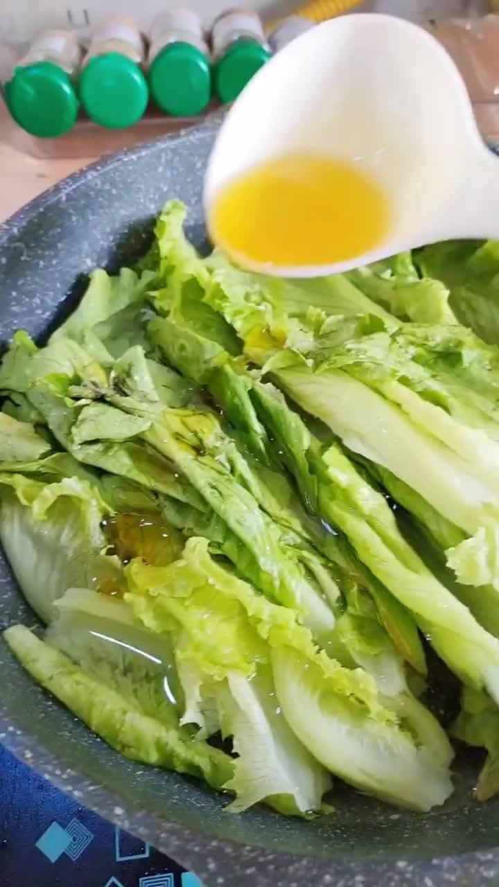 金龙鱼的植物油怎么样?小榨菜籽油让简单料理变美味哔哩哔哩bilibili