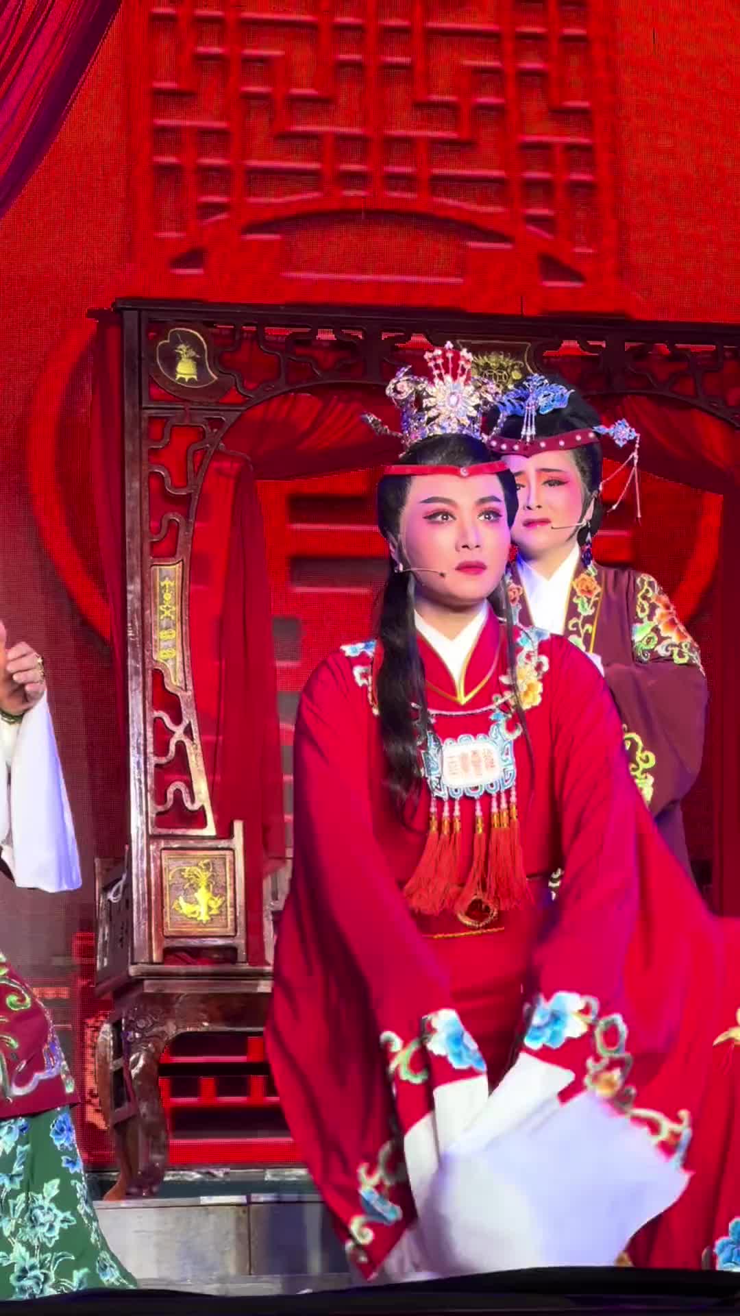 越剧红楼梦金玉良缘阿小越剧团小生缪新斌徐派唱的好有韵味缪赞缪