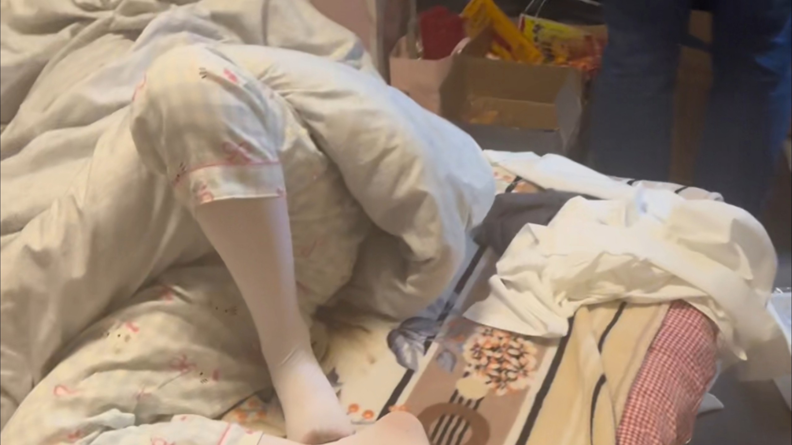 穿裤里丝的小姐姐，真羡慕啊！