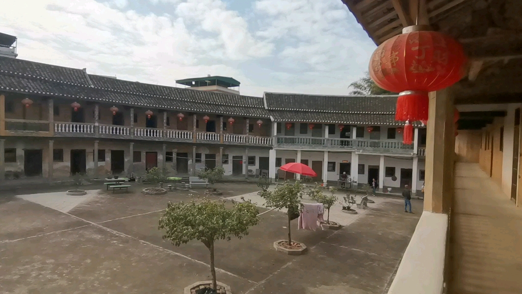 特色客家围龙屋,梅州兴宁市刁翠丰,是兴宁十大古民居之一,建筑方面