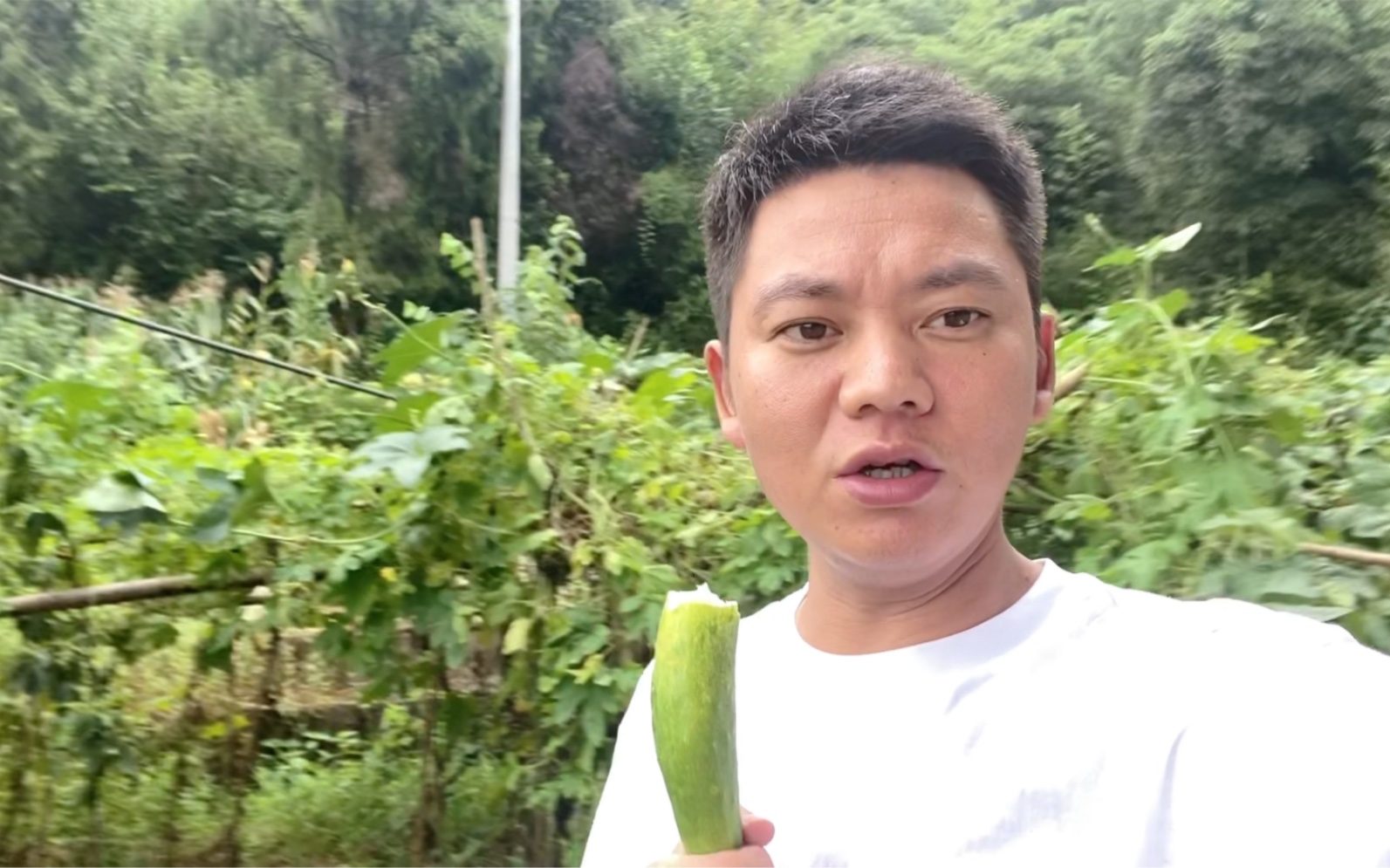 大牛哥考清华大学一边劳动一边学习