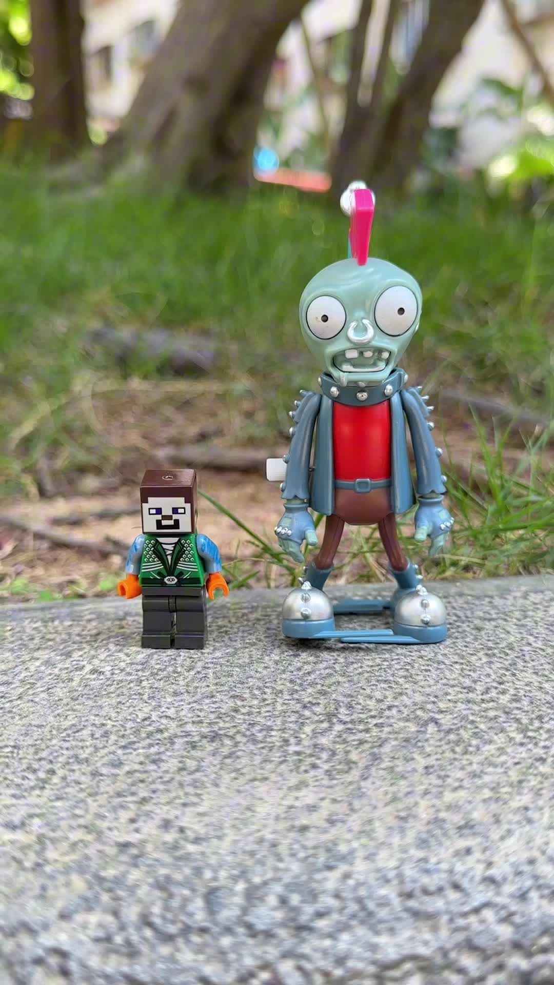 史蒂夫坐高铁去找他的好朋友朋克僵尸