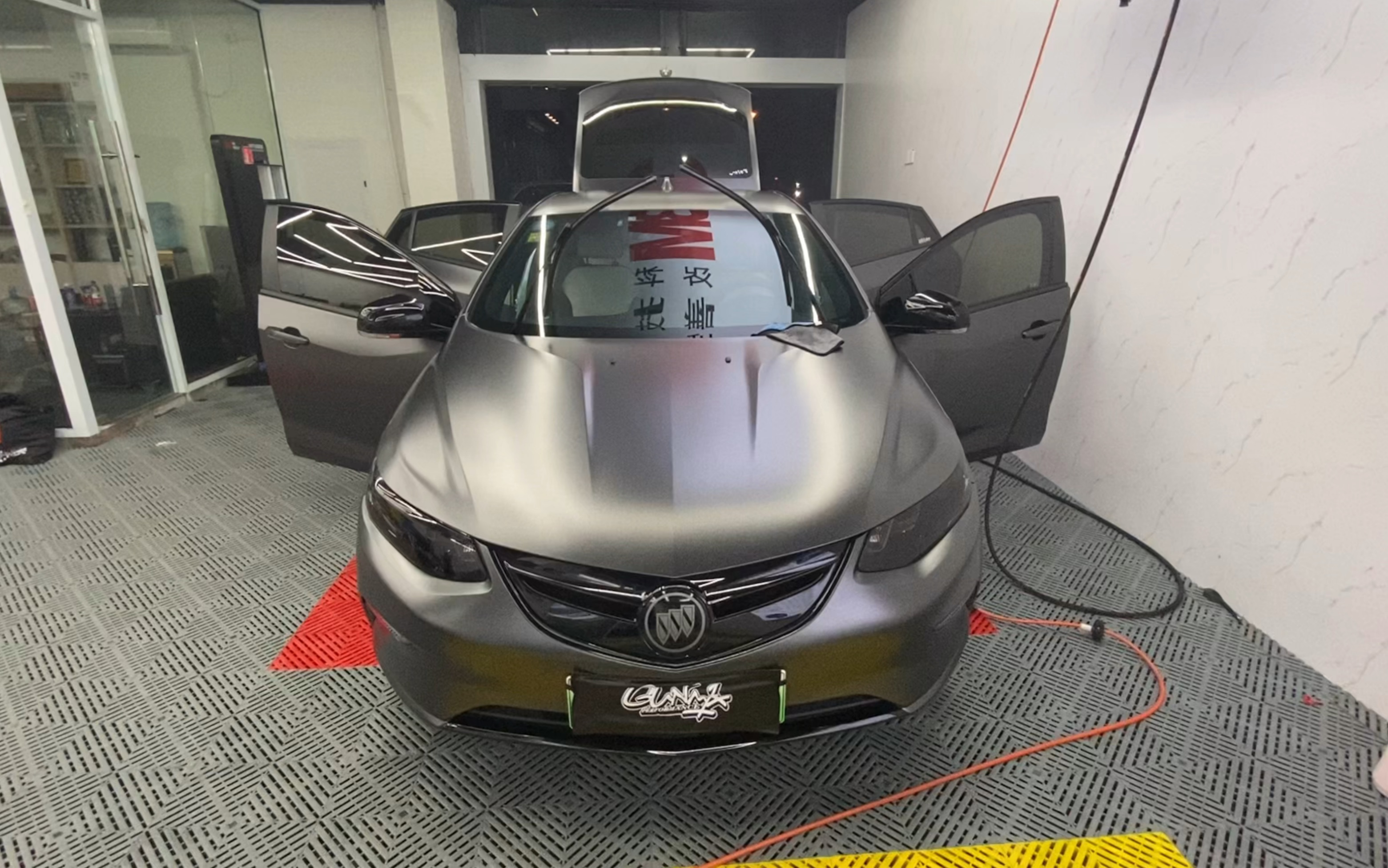 别克velite5改色案例 重金属水银灰