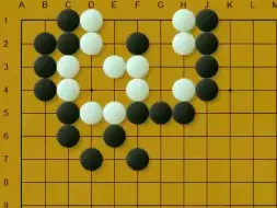 Tải video: 众妙6：白棋看起来眼位很大，黑先如何杀白？101围棋网1段难度！