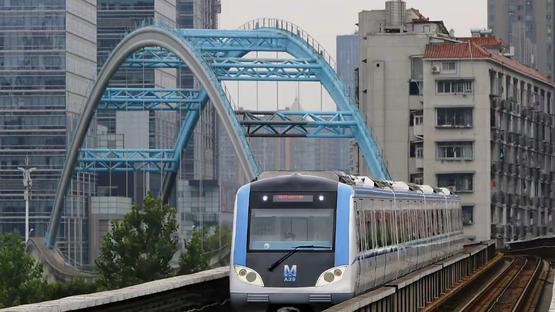 祝贺武汉轨道交通1号线满18岁,生日快乐