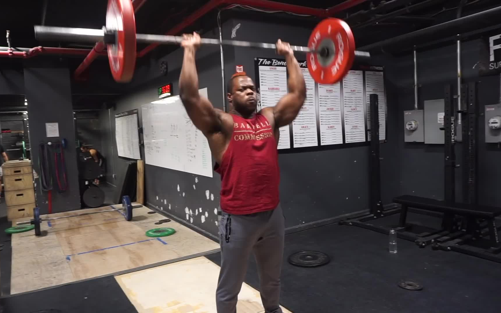 键盘侠健身凯文奥克文实力推训练