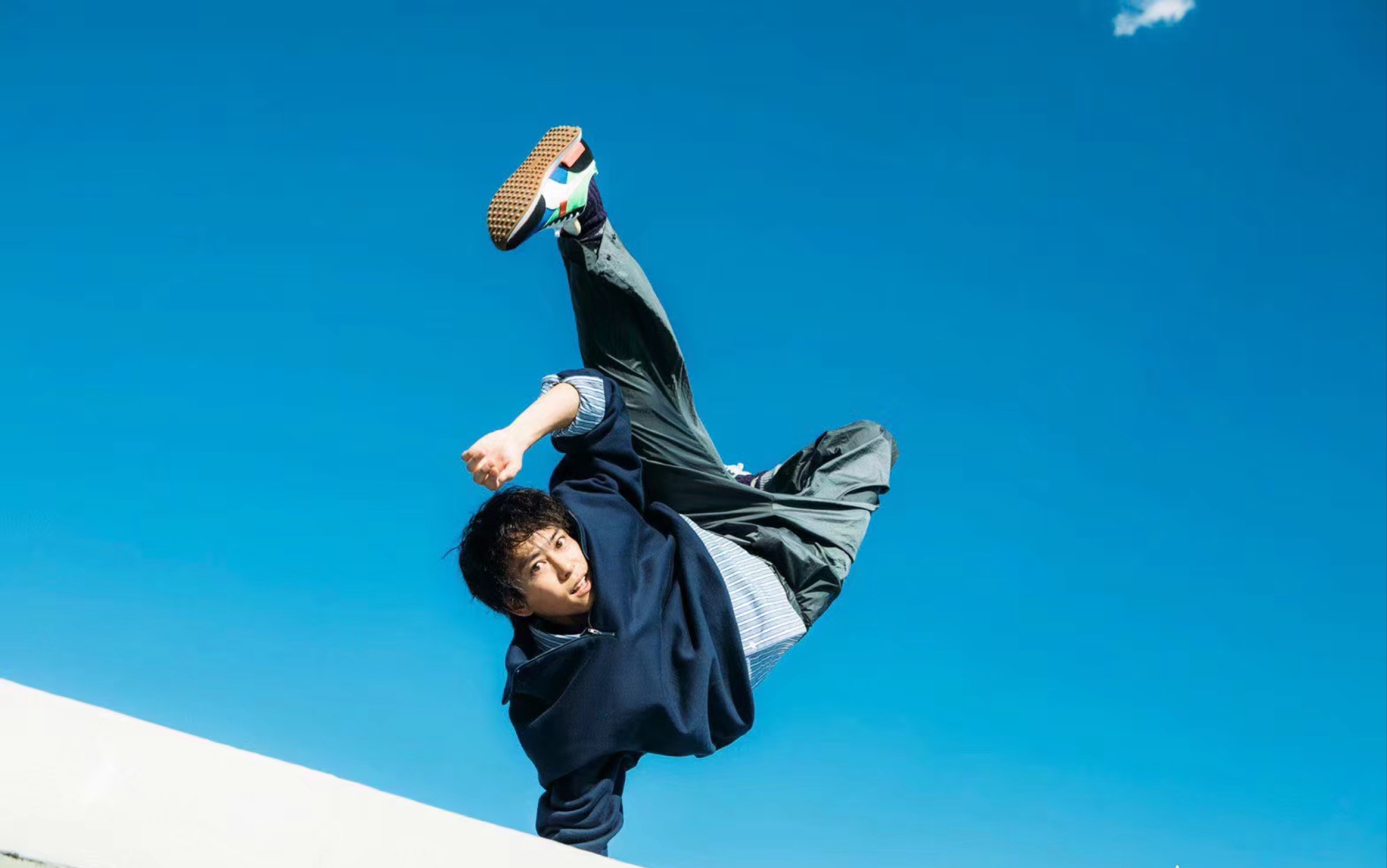 佐野岳个人剪辑superidoi的笑容都没岳岳的甜