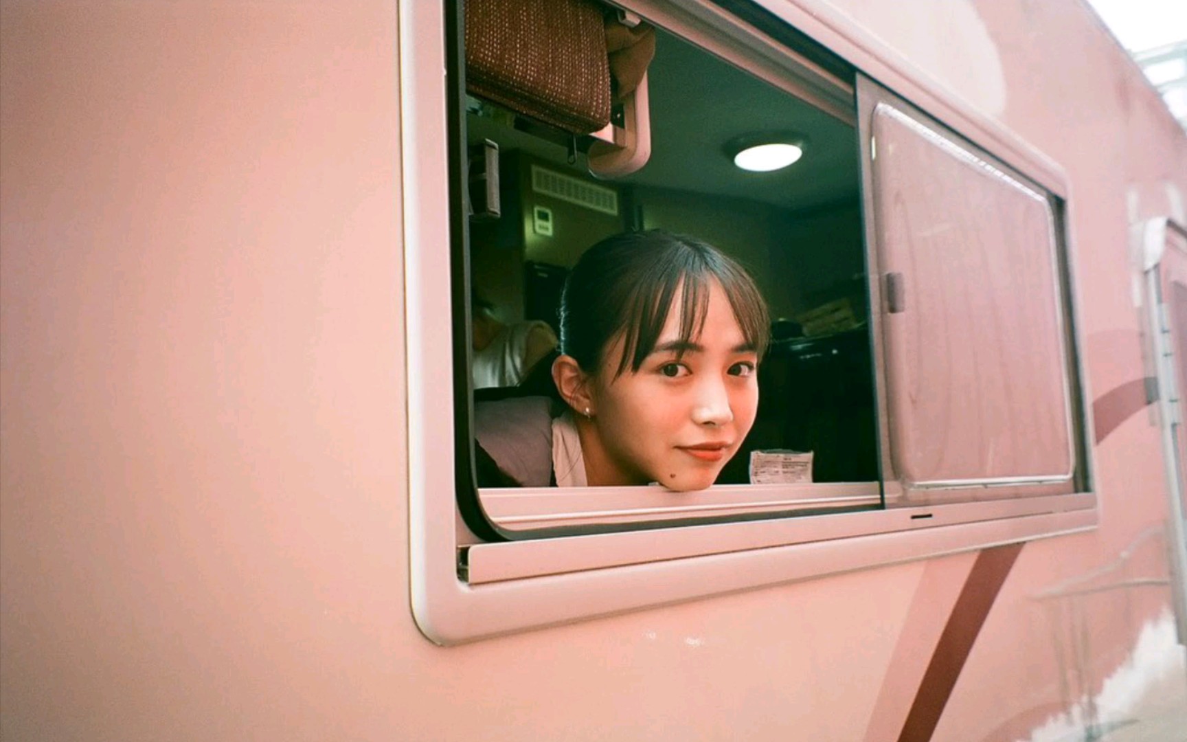 【井桁弘惠】instagram share