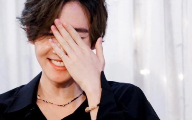 陈瑞书笑起来也太好看了叭