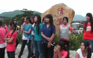 Video herunterladen: 拍摄于2010年广东东莞，青春是美好的回忆！怀念那单纯又无忧的日子！