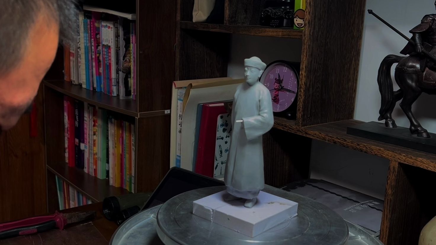 软陶泥塑梁清标全身像制作,微缩人物彩塑古代人物