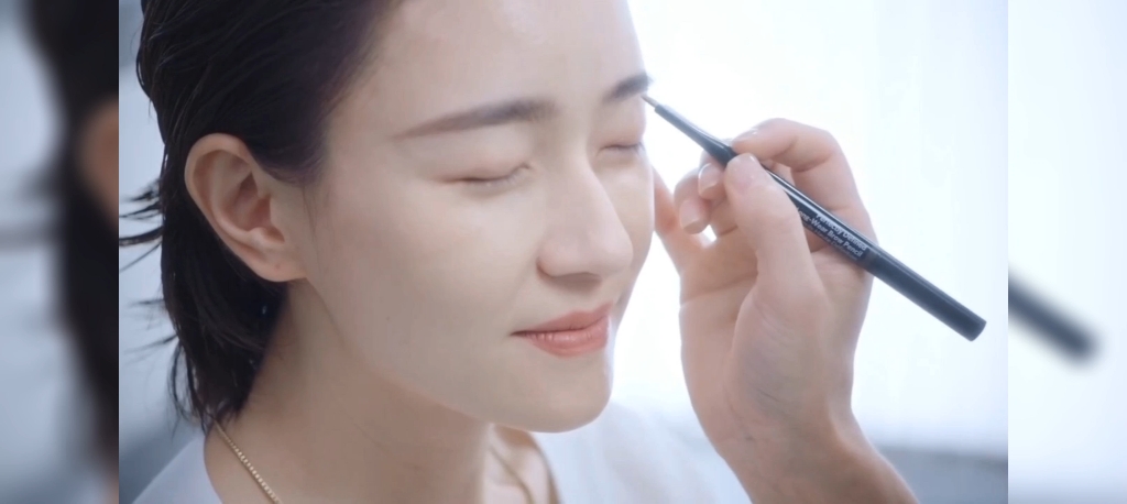 焦俊艳 Ⅰ BOBBI BROWN 广告 采访 美照哔哩哔哩bilibili