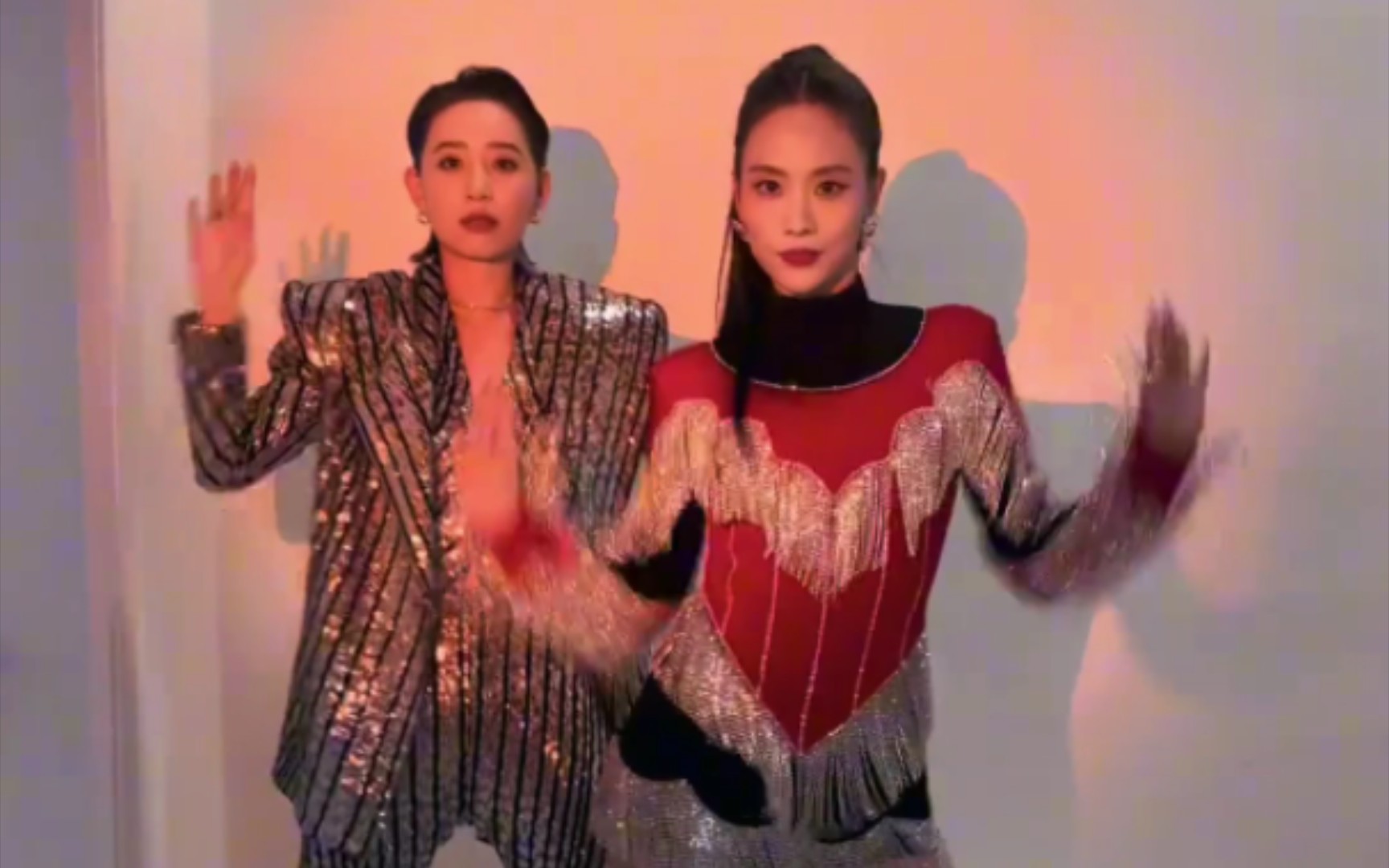 【李斯丹妮/王霏霏】疯狂灰姑娘舞蹈挑战