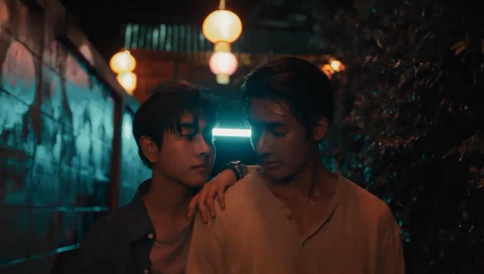 腐剧推荐~月光鸡油饭.大叔,我对你是一见钟情.