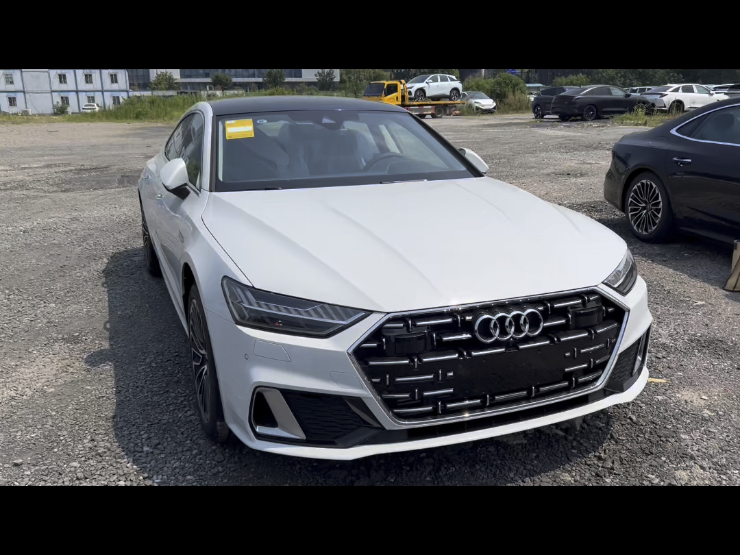 白色的a7l也很帅#上汽奥迪品牌代言人吴彦祖 #上汽奥迪 #新上汽奥迪a7