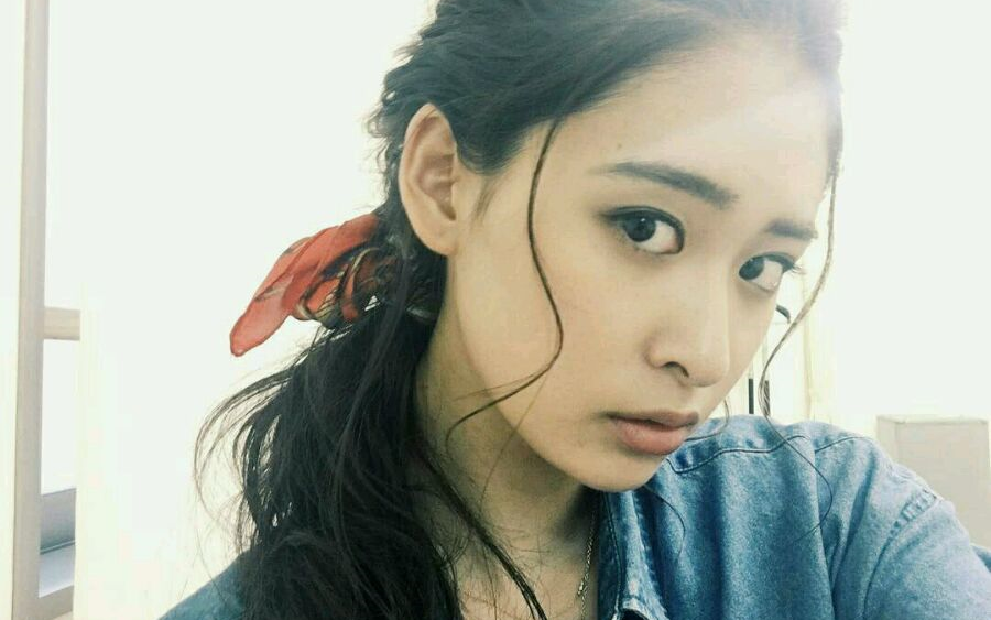 柳美稀 踢腿练习录像