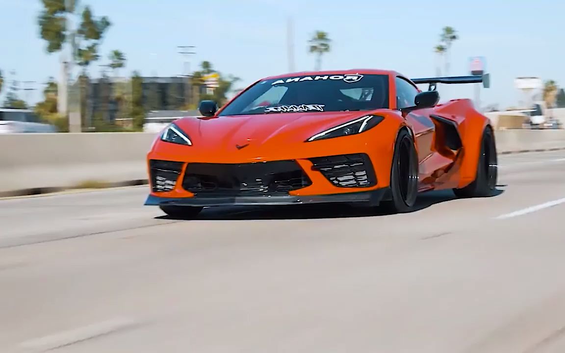 红色克尔维特平民超跑 corvette c8