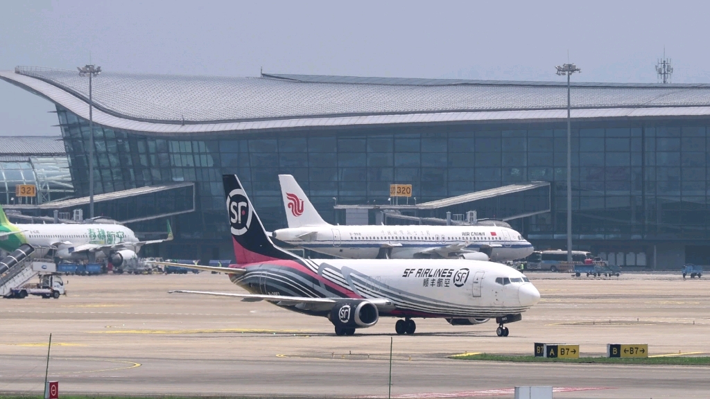 航空物流新势力!sf快运飞机