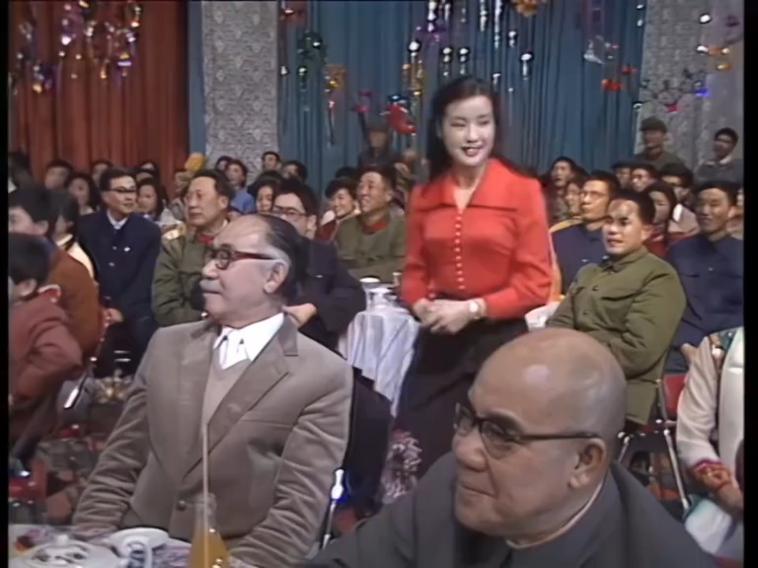 1983年春晚主持人刘晓庆