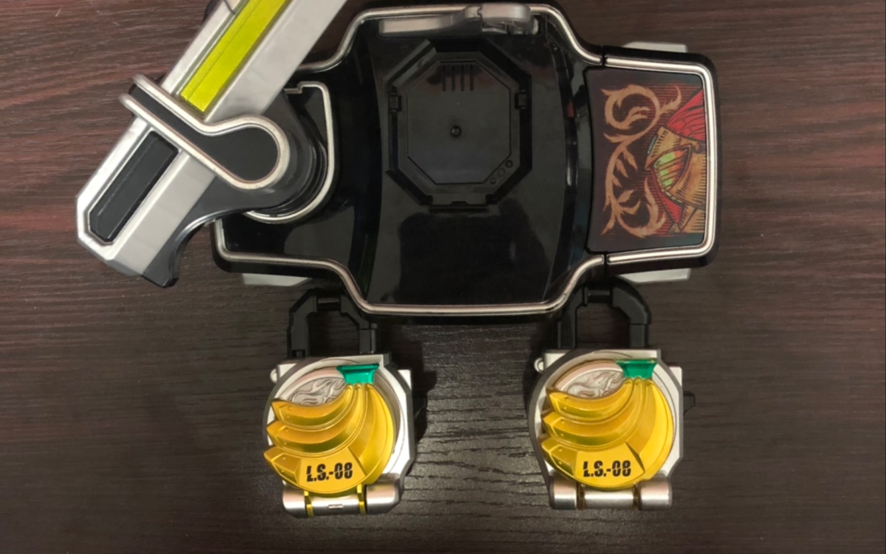 假面骑士铠武香蕉锁种测评dx扭蛋