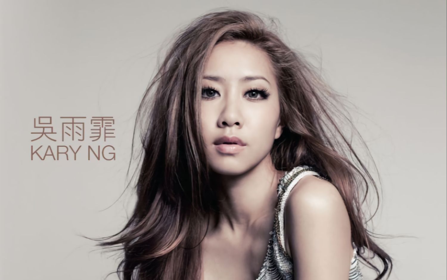 吴雨霏最好听歌曲top10--500歌手任你选 经典歌曲听不完 喜欢请点关注