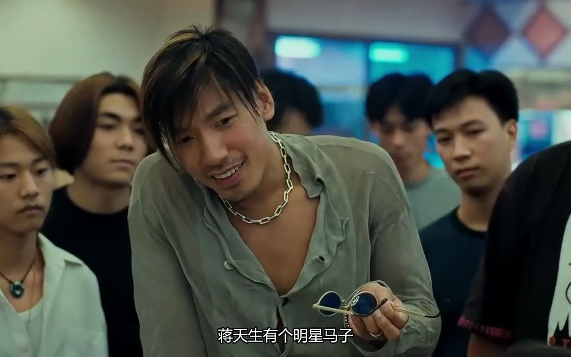乌鸦就是嚣张这走路打招呼的方式都成经典表情包了