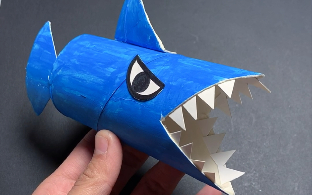 纸箱立体鲨鱼制作图片