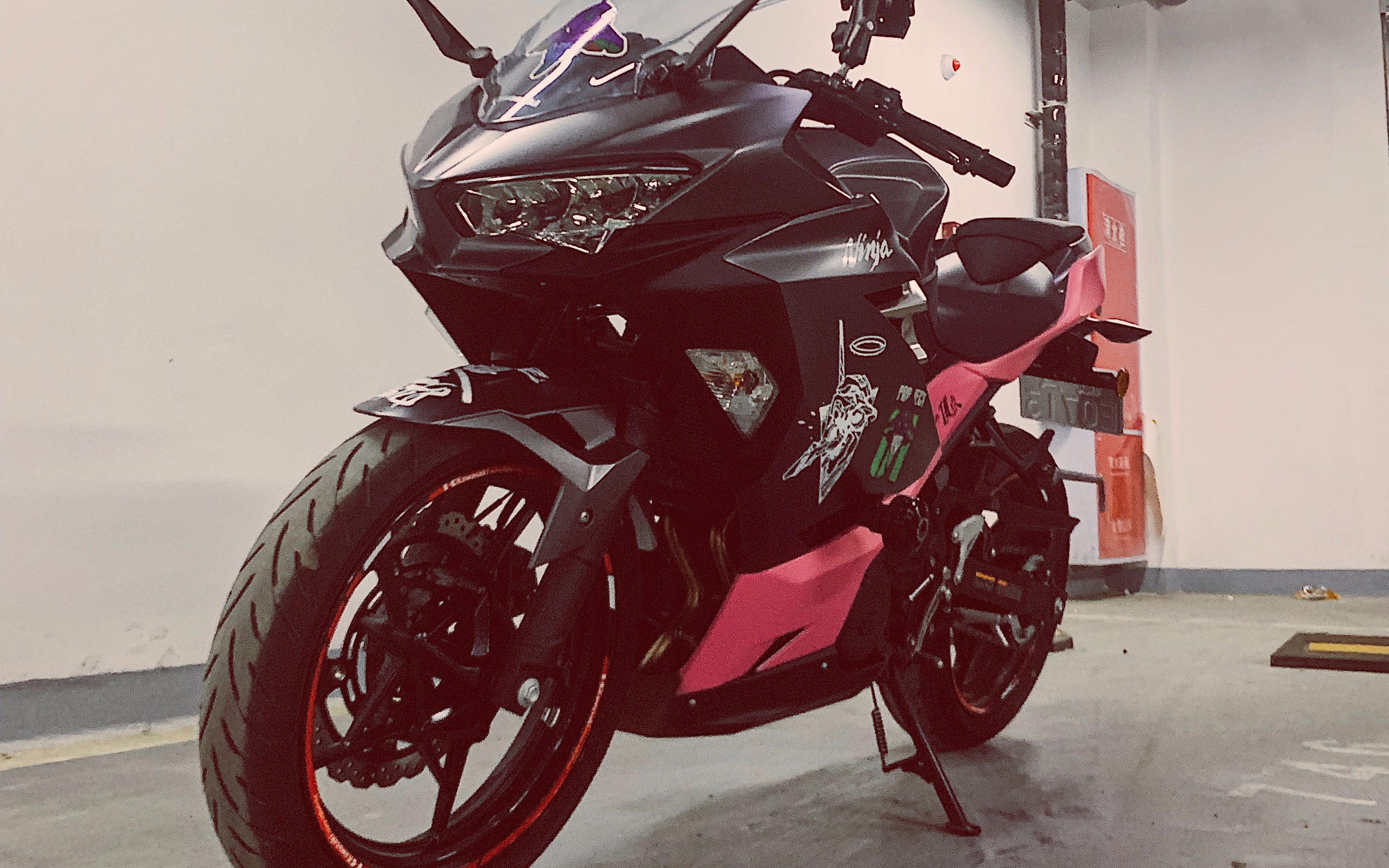 烈日炎炎之拉萨街头溜车-ninja400.vlog03