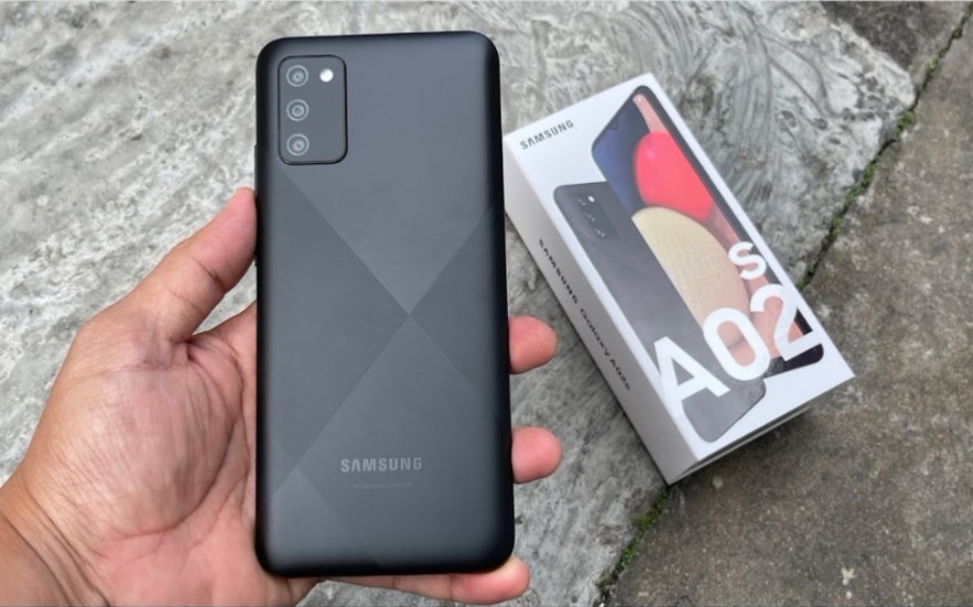 三星galaxy a02s拆箱,价格,摄像头,尺寸,游戏测试