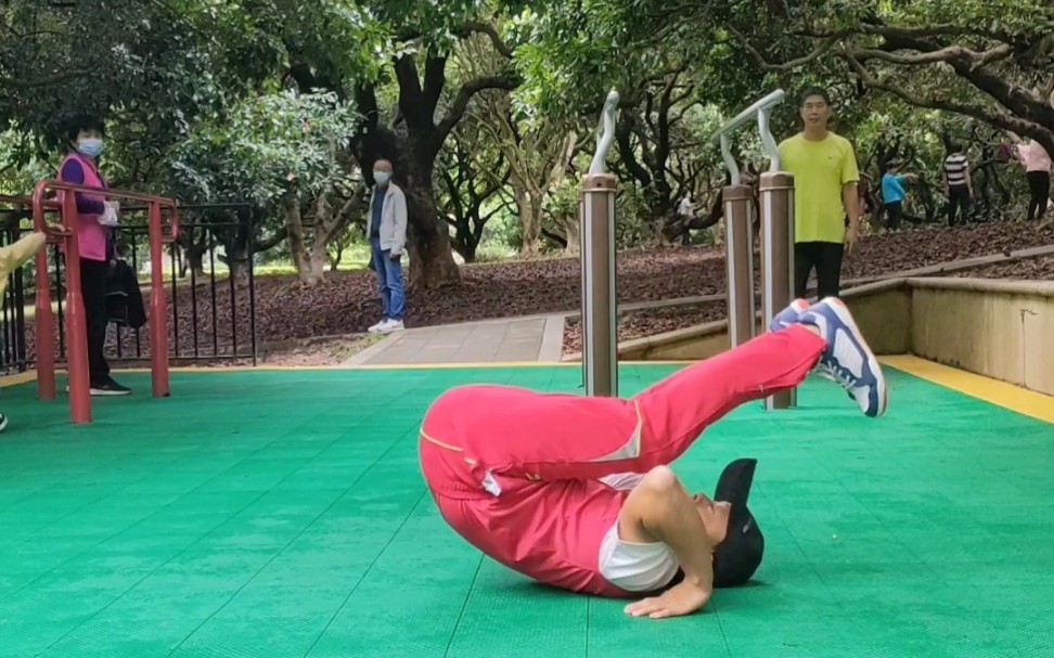 高层次的鲤鱼打挺怎么练?